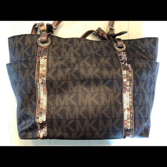 MICHAEL KORS Signature Handbag - Picture 2 of 6